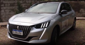 Confira o teste-drive do Peugeot 208