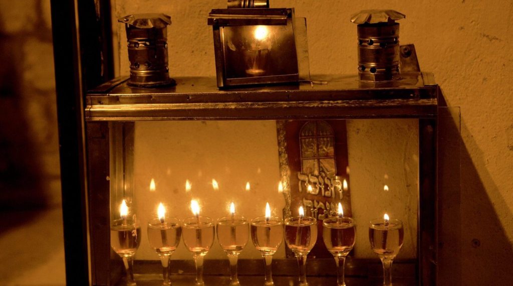 O milagre das velas de Chanuká