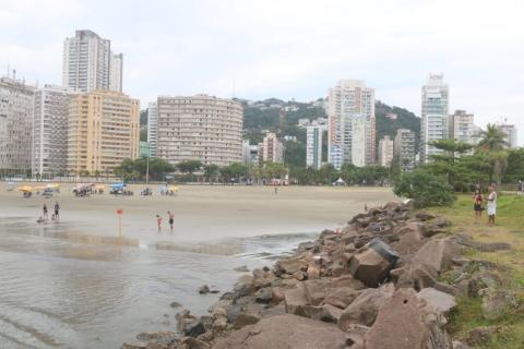 Santos libera trecho de praia para cães a partir de 1º de janeiro | Jornal da Orla