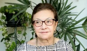 Ex-prefeita Telma de Souza é internada após sofrer mal súbito