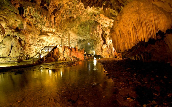 As cavernas do mito | Jornal da Orla