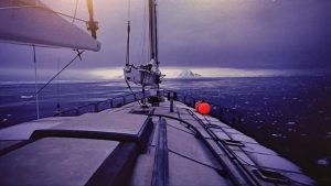 Com registros de expedições, exposição ‘O tempo de Amyr Klink’ é prorrogada em Santos