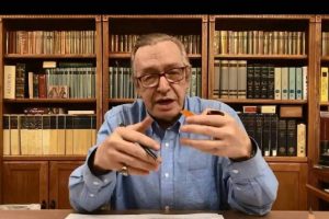 Morre Olavo de Carvalho aos 74 anos
