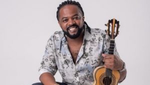 Xande de Pilares e Raça Negra são atrações desta sexta em Bertioga