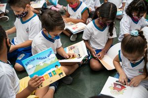 “Entre nessa onda”, livro conscientiza alunos sobre preservação ambiental