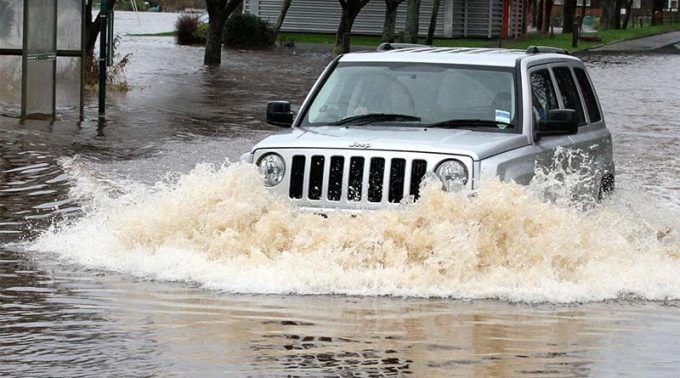 Enchente, a vilã das placas dianteiras | Jornal da Orla