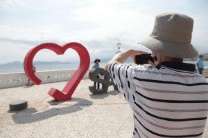 Mesmo com restrições, turismo e economia criativa crescem em Santos