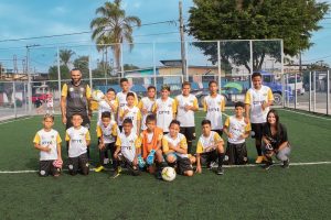 Projeto Gol de Letra abre para crianças e adolescentes em Guarujá