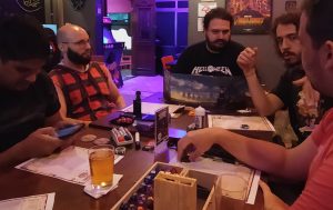 Adeptos do RPG têm um lugar para jogar em Santos