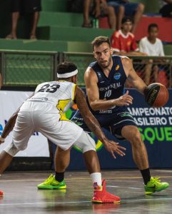 Basquete santista busca 1ª vitória no Campeonato Brasileiro nesta segunda
