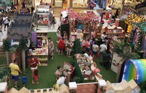 Labirinto do Livro Encantado chega ao Shopping Parque Balneário