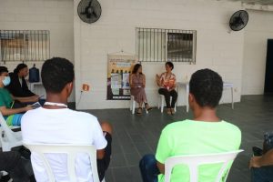 Roda de conversa leva questões de educação sexual a pessoas com deficiência em Santos
