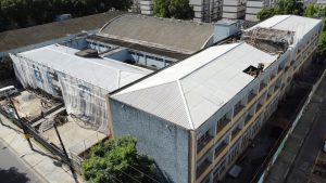 Obra na escola dos Andradas em Santos avança com recuperação das fachadas