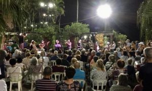 Chorinho e baile na praia de Santos têm edição neste fim de semana