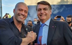 Rosa Weber dá dez dias para Bolsonaro explicar indulto a Daniel Silveira