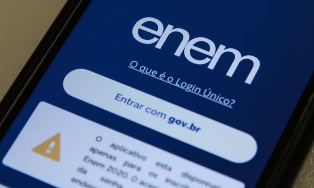 Estudante já pode entrar com recurso contra isenção do Enem negada