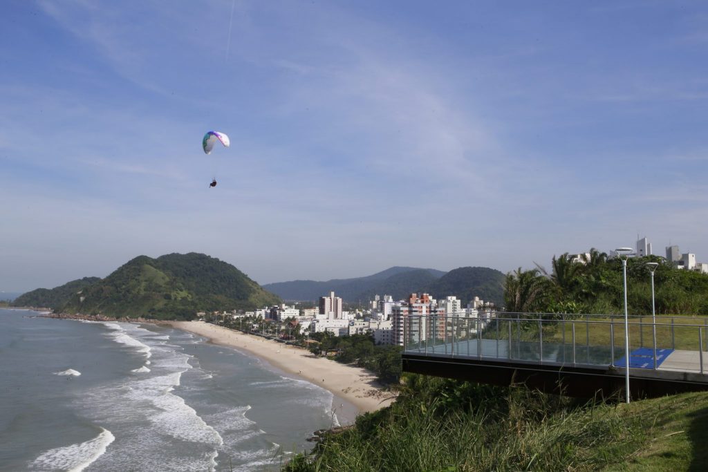 Semana Santa: Guarujá prevê mais de 200 mil turistas e ocupação de 90% da rede hoteleira