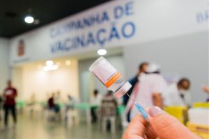 São Vicente realiza Dia D de Vacinação contra sarampo, gripe e covid-19 neste sábado