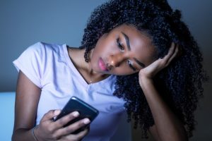 Guarujá discute cyberbullying nas escolas