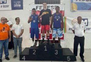 Boxe de Santos fatura ouro e prata no Campeonato Paulista