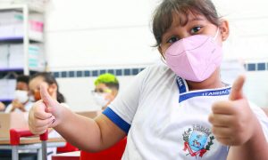Itanhaém determina retorno do uso de máscaras nas escolas municipais