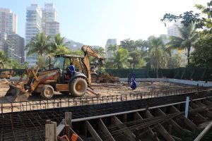 Em Santos, Novo Quebra-Mar abrirá quadra de basquete e pista de patinação em junho
