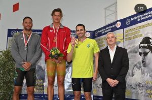 Representantes de Santos brilham em competições de natação na Europa