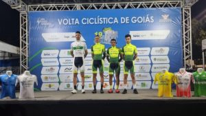 Atleta de Santos vence prova e é destaque em Volta Ciclística de Goiás