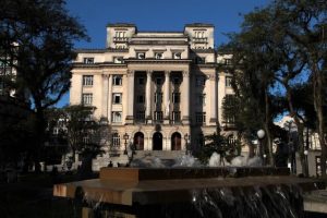 Programa Bolsa Trabalho em Santos abre vagas com curso e remuneração de R$ 540