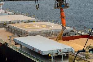Novo terminal no Porto de Santos abre contratações