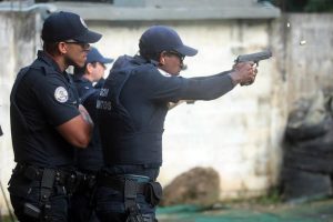 Curso de armamento aprova mais 30 guardas municipais de Santos
