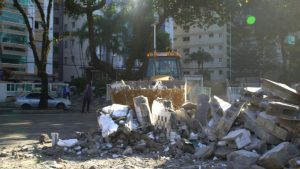 Trecho da praia do Gonzaguinha em São Vicente será interditado para obras de reurbanização da orla