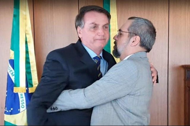 Ex-ministro chama Bolsonaro “de porco e desonesto” | Jornal da Orla