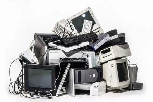 Santos terá posto para descarte de lixo eletrônico no fim de semana