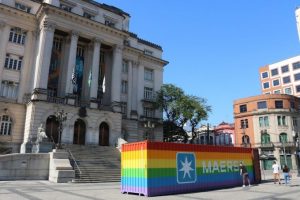 Santos é a primeira cidade da América Latina a receber contêiner sobre diversidade