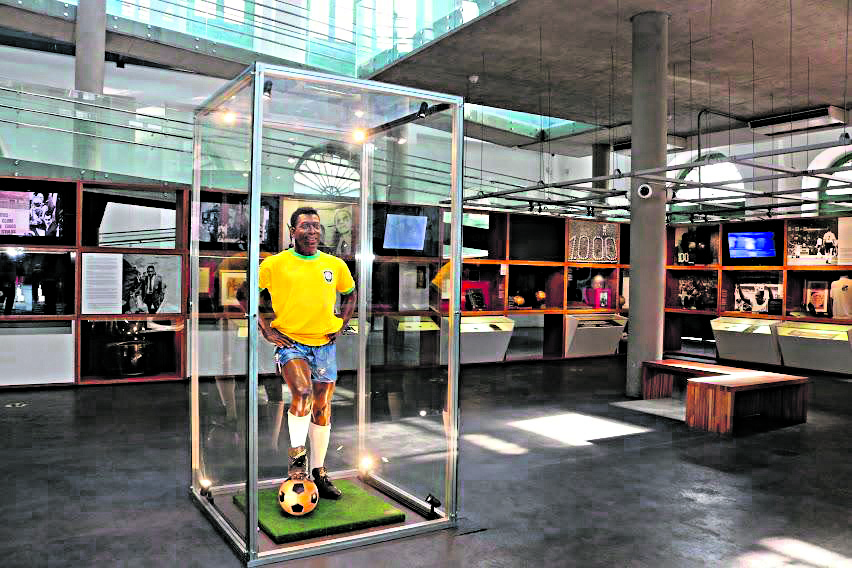 Museu Pelé em Santos reabre ao público