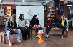 ‘Tu tá lendo o quê?’: festival em Santos incentiva leitura e criação literária