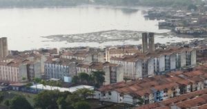 Santos perdoa débitos tributários de moradores de conjunto habitacional na Zona Noroeste