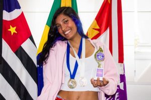 Jovem de São Vicente faz vaquinha virtual para realizar sonho de carreira na patinação