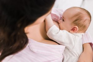 Disk Amamentação em Santos oferece apoio a mães do pré-natal ao pós-parto