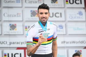 Paraciclista de Santos fatura duas medalhas em Copa do Mundo no Canadá