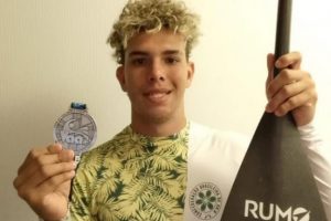 Santista conquista prata no Mundial de Canoa Havaiana em Londres