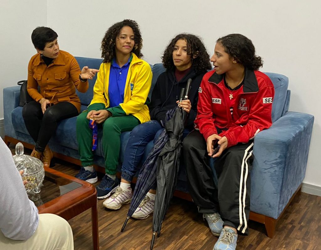 Vicentinas compartilham paixão pelo Wrestling e colecionam conquistas