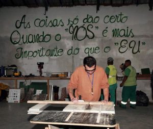 Santos aumenta capacidade de programa de reinserção no mercado de trabalho