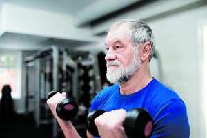 Musculação aumenta expectativa de vida em idosos