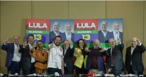Lula deve compor ministério com aliados históricos e novos apoiadores