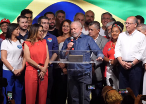 Leia a íntegra do discurso de Lula após vitória