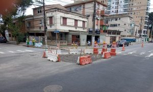 Obras vão melhorar sistema de captação de água em rua de Santos