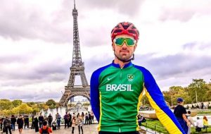 Paraciclistas de Santos disputam Campeonato Mundial na França