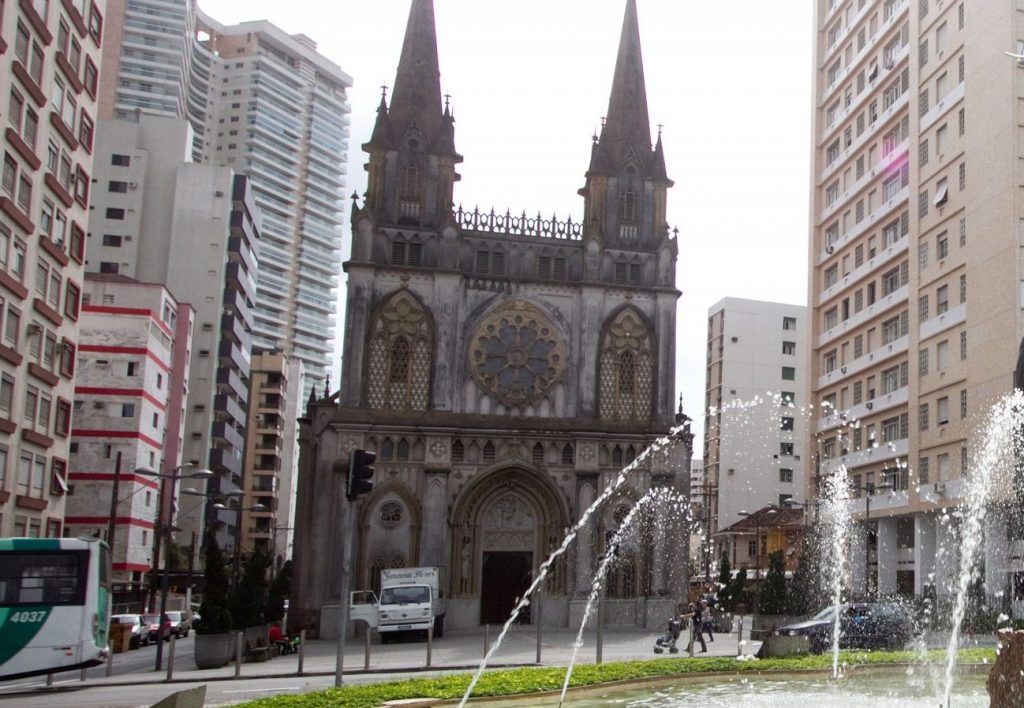 Festa celebra centenário da Basílica Santo Antônio do Embaré em Santos